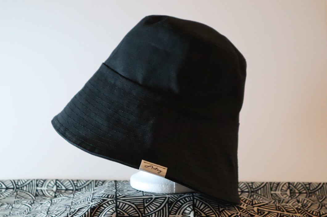 Black Reversible Bucket Hat (Wide Brim)